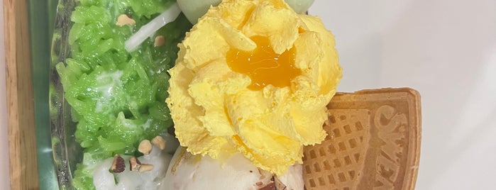 Swensen's is one of Bangkok 2.