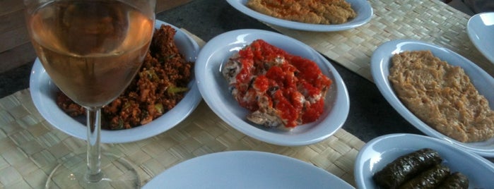 Deli Meze is one of YİYELİM.