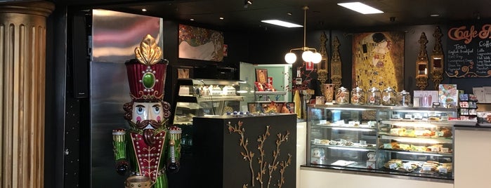 Cafe Monsu is one of MELBOURNE CAFE.