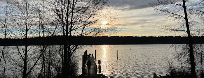 Lake Sammamish is one of Kimmie's Saved Places.