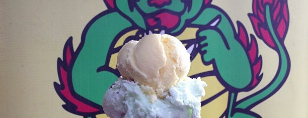 The Original Chinatown Ice Cream Factory is one of NY To Do.