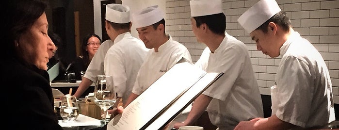 Sushi Nakazawa is one of Lieux sauvegardés par Dmitry.