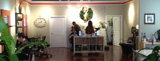 Miami Circle Hair Company is one of Chesterさんのお気に入りスポット.