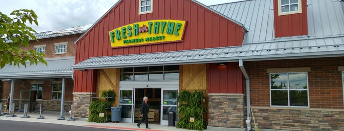 Fresh Thyme Farmers Market is one of Lugares favoritos de Ross.