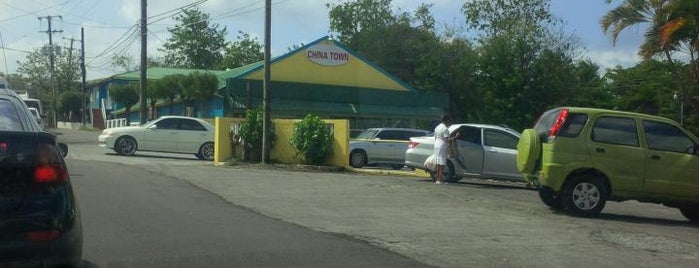 Super Js Supermarket Gablewoods Mall is one of Caraïbes 2018.