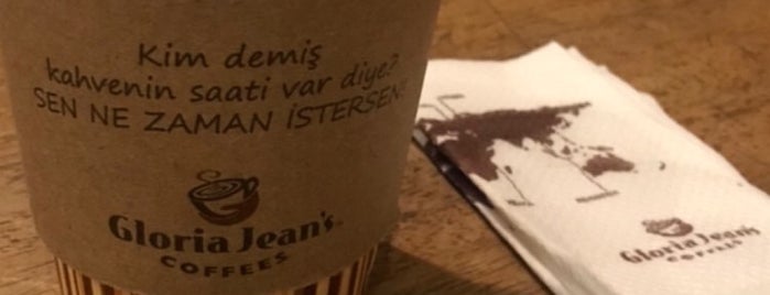Gloria Jean's Coffees is one of Tempat yang Disukai Galip Koray.