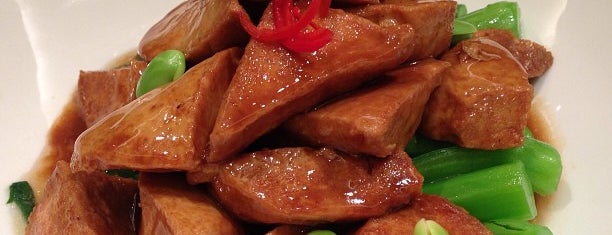 Hoi King Heen is one of Food.