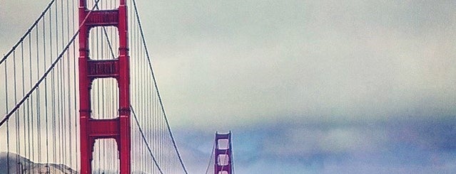 ゴールデンゲートブリッジ is one of San Francisco.