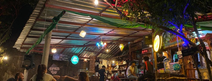 Top Rock Bar is one of Ko Phangan.