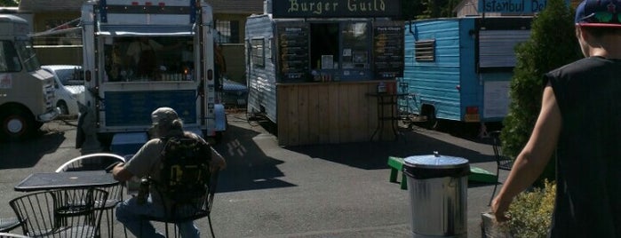 The Burger Guild is one of Posti che sono piaciuti a edgar.