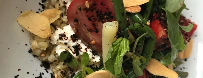 Octavia is one of The 15 Best Places for Tomato Salad in San Francisco.