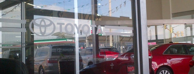 Toyota is one of Lieux qui ont plu à Ricardo.