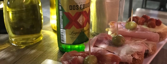 Bistrot 750. Vinos, Baguettes Y Tapas. is one of CDMX: Colonia Juárez/Cuauhtémoc.