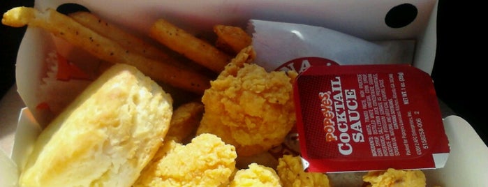 Popeyes Louisiana Kitchen is one of Steveさんのお気に入りスポット.