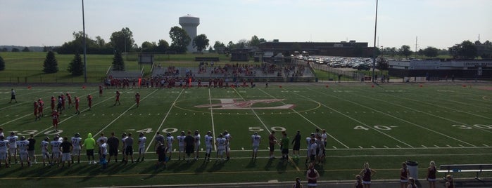 Lebanon Junior High School is one of Lugares favoritos de Mark.