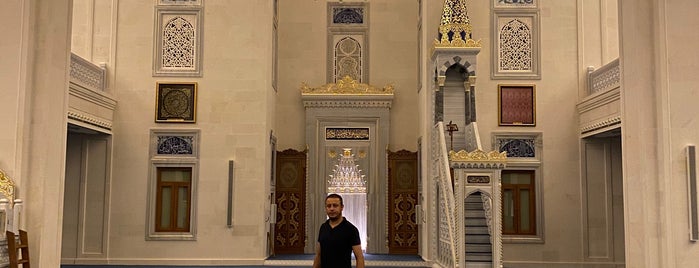 Bilal Saygılı Camii is one of ahmet : понравившиеся места.