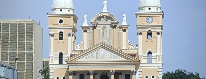 Basílica de Nuestra Señora de Chiquinquirá is one of Amor marabino.