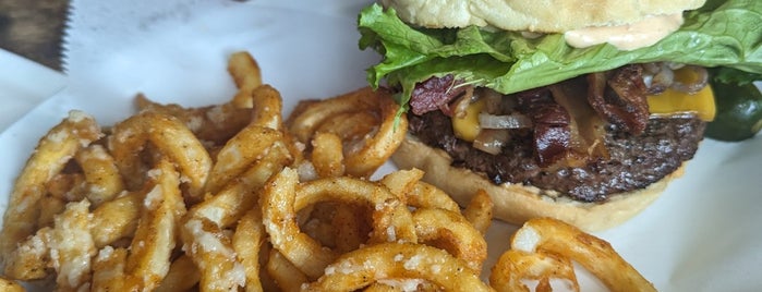 Burgers and Brew is one of Restaurants in East Sac/Midtown.
