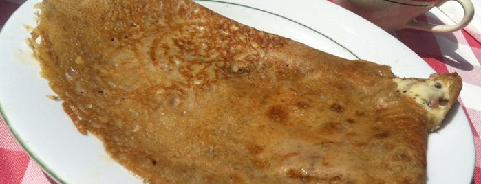 Crêperie Chantal is one of Kvnさんのお気に入りスポット.