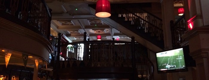 The Mercantile Bar & Grill is one of Delfin Dublin's approved spots.