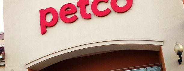 Petco is one of Nelson V.さんのお気に入りスポット.