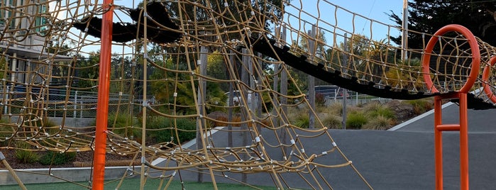 Margaret S. Hayward Playground is one of Playgrounds (San Francisco).