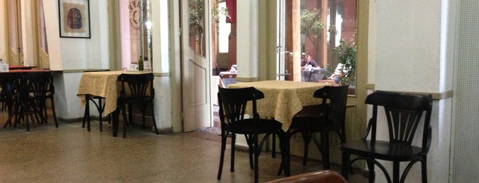 Café dos Cataventos is one of Best places to drink coffee in Porto Alegre.