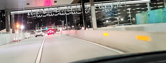 Holland Tunnel Toll Plaza is one of New York City area highways and crossings.