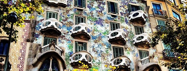 Casa Batlló is one of Visitando Barcelona.