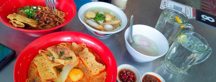 A-Gong's Laksa 阿公辣沙 is one of Johor.