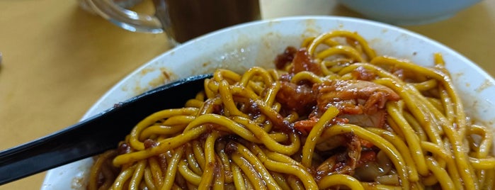 Restoran Kiang 十五楼阿坚面簿 is one of taman permas jaya.