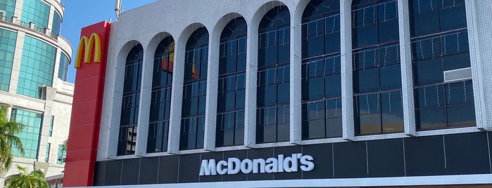 McDonald's is one of สถานที่ที่บันทึกไว้ของ S.