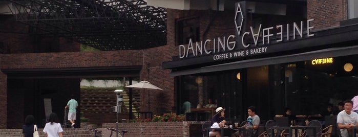 DANCING CAFFEINE is one of 춘천.