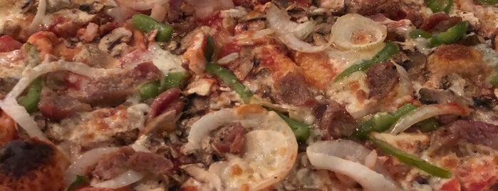 Lombardo’s Pizzeria & Ristorante is one of Favourites.