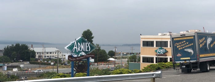 Arnies is one of Seattle.