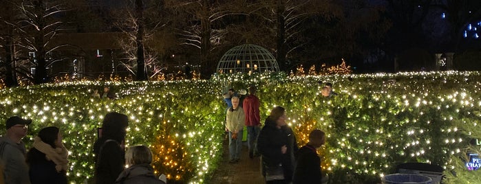 Missouri Botanical Garden Maze is one of St. Louis Outdoor Places & Spaces.
