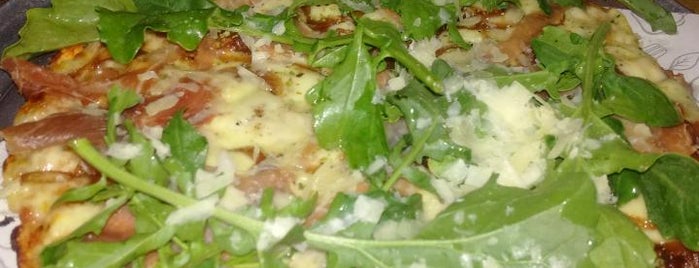 Pizza Rodante is one of Lugares favoritos de Andrea.