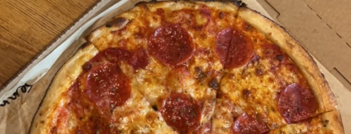 Blaze Pizza is one of Takeout.