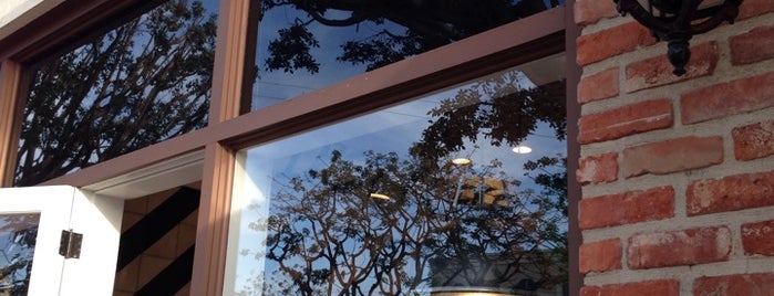 Alfred Coffee & Kitchen is one of LA LA.