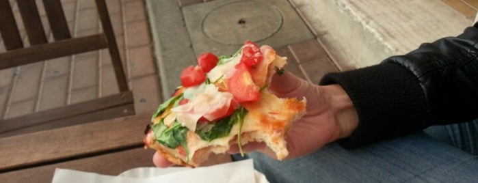 Strapizza is one of Favorite Food.