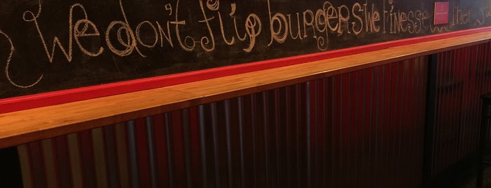 Burger Walla is one of Lugares guardados de Lizzie.