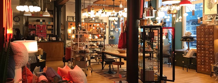 Schoolhouse Electric & Supply Co. is one of New York City Faves.