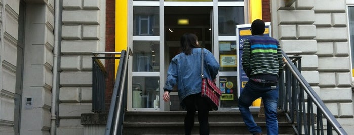 Deutsche Post is one of Alles in Hamburg.