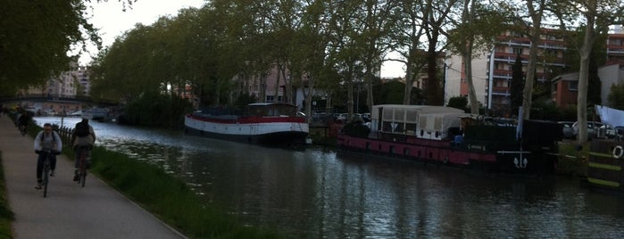 Canal du Midi is one of France_Azure.