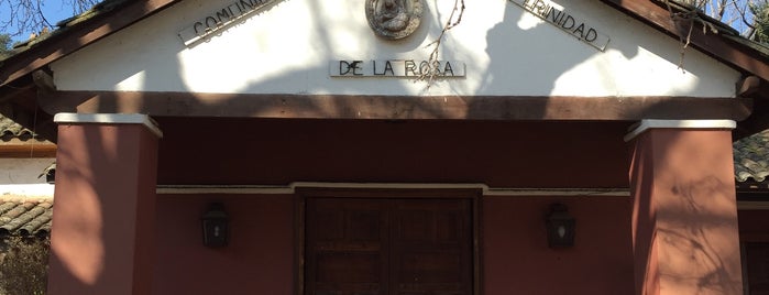 Viña La Rosa is one of สถานที่ที่ Rodrigo ถูกใจ.