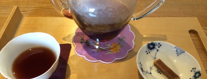Asian tea salon 蓮庵 is one of カフェ.
