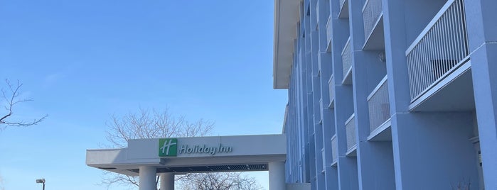 Holiday Inn Kingston-Waterfront is one of US & Canada East Coast Trip.