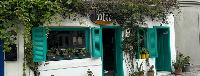 Bo Boz Bozcaada Cafe is one of bozcaada gezilecekler.