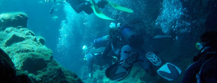 Volcano Dive Center is one of 5 days Santorini experience.