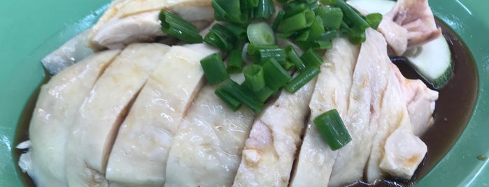 Ming Kee Chicken Rice 明记鸡饭 (白沙浮) is one of Edmundさんの保存済みスポット.